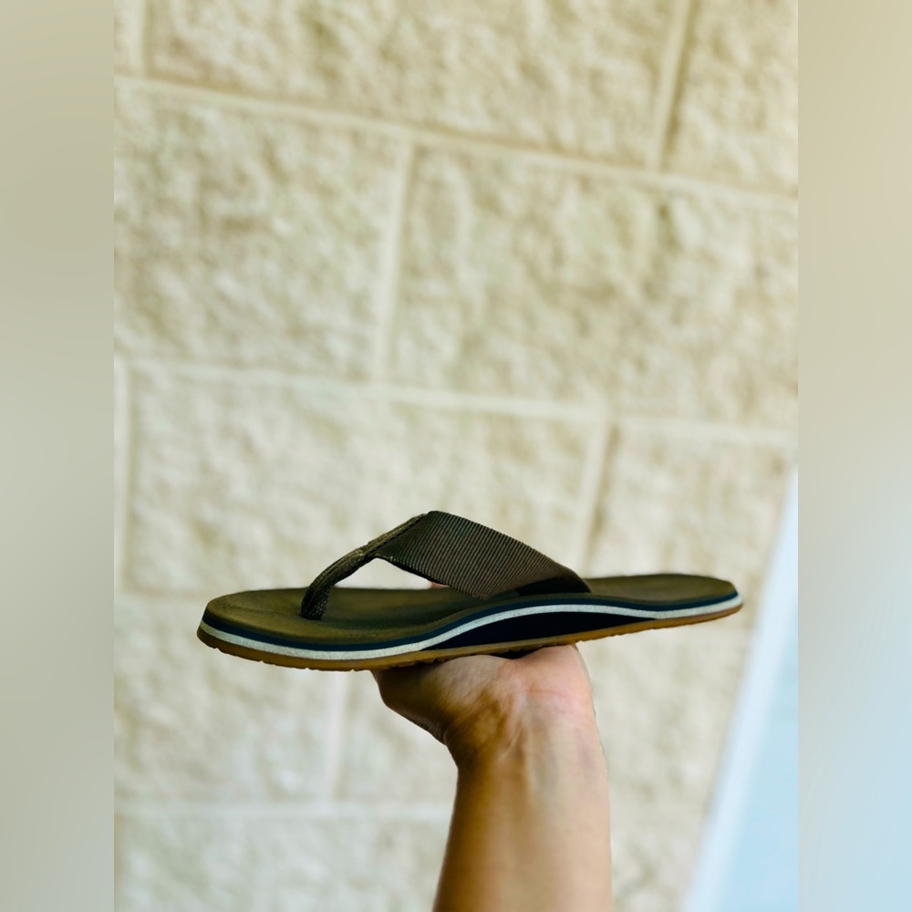Mens Reef cushion Sandal size 7